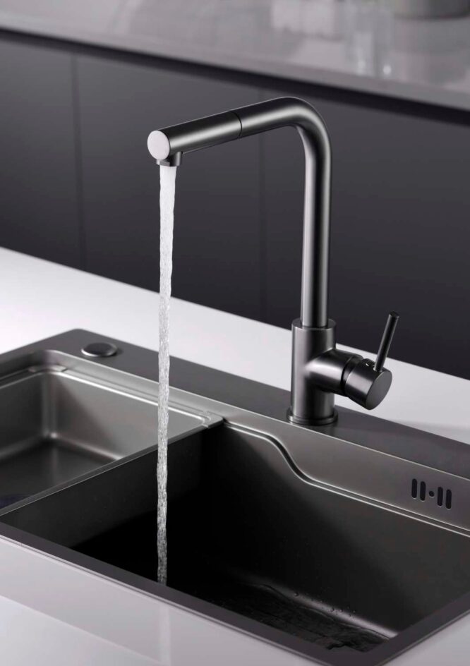 Torneira de cozinha Malta Extraível com bica alta e design minimalista elegante