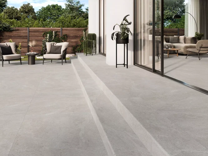Degrau Cerâmico Ultra 33x120 – Simplicidade Contemporânea e Continuidade Visual