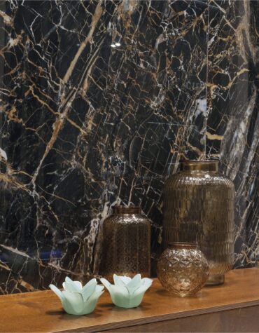Pavimento cerâmico Black Golden Polido 120x120