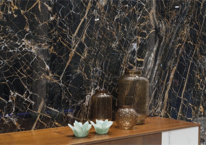 Pavimento cerâmico Black Golden Polido 120x120