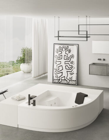 banheira de canto Charme em acr&iacute;lico branco com design moderno