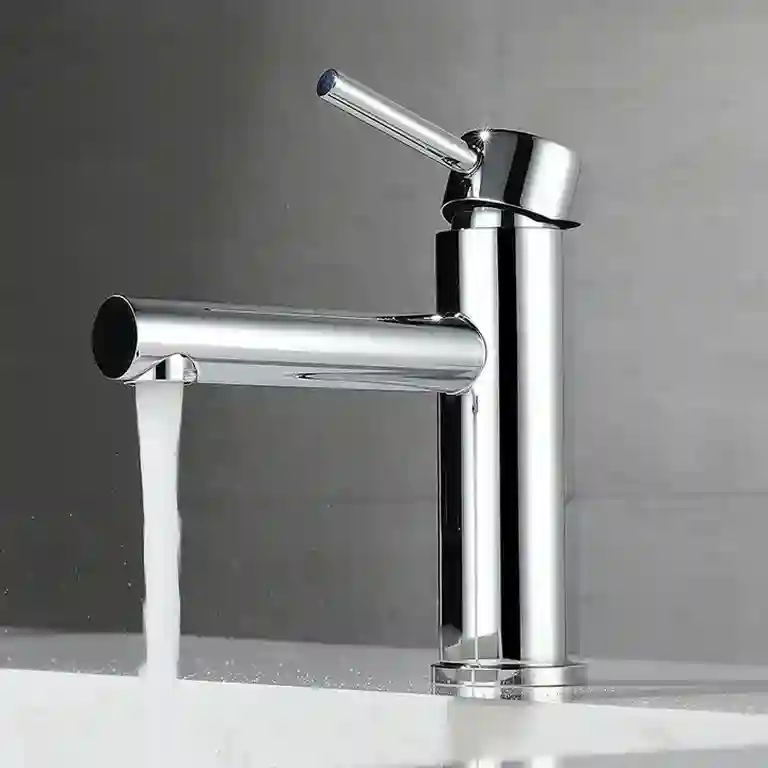 Torneira de lavatorio redonda perfeita 1 Torneira de lavatório redonda Perfeita em acabamento cromado, design moderno e minimalista