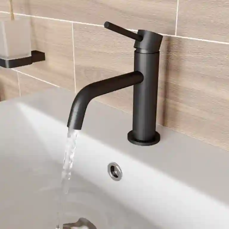 TORNEIRA LAVATORIO DELUXE PRETO