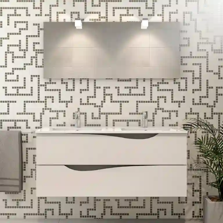 Móvel de casa de banho geométrico Royal 1 Móvel de casa de banho geométrico Royal suspenso, com duas gavetas de recortes sinuosos e tampo branco com dois lavatórios de encastrar