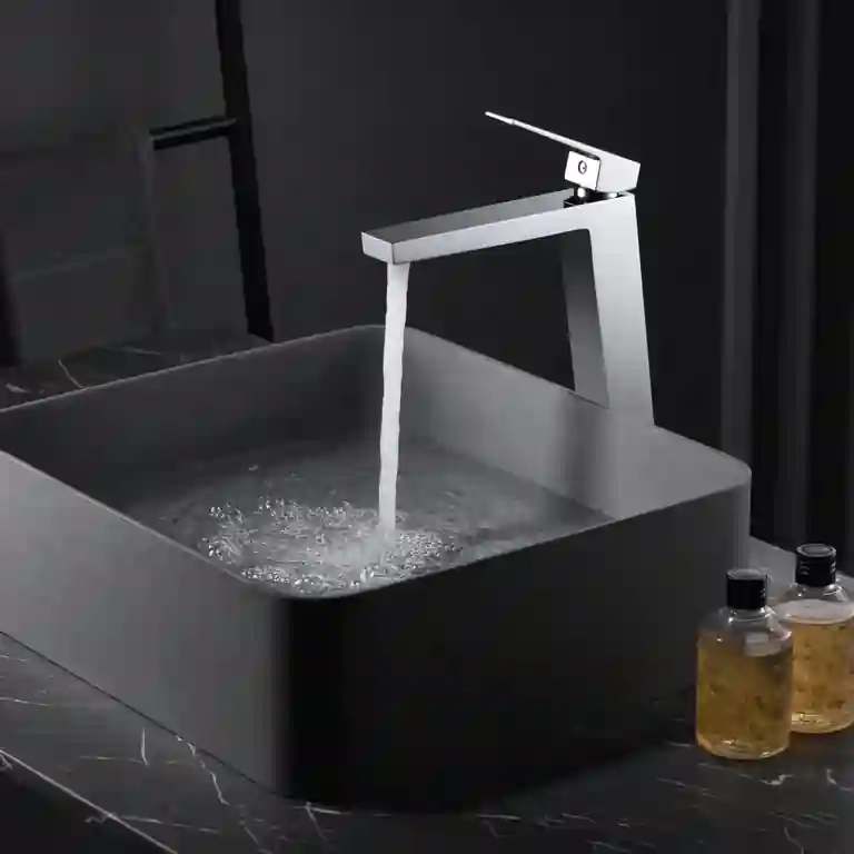 Torneira de lavatório alta Art quadrada