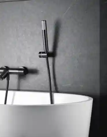 TORNEIRA BANHEIRA GENOVA