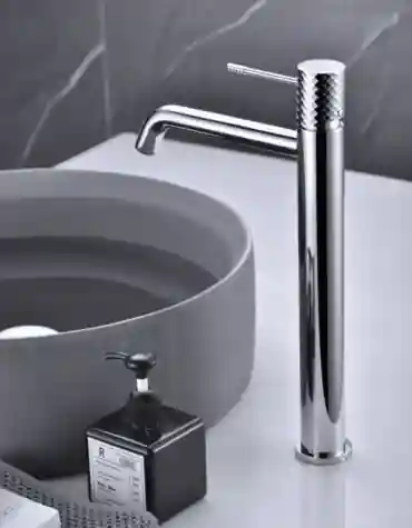 Torneira de lavatório alta Genova texturizada