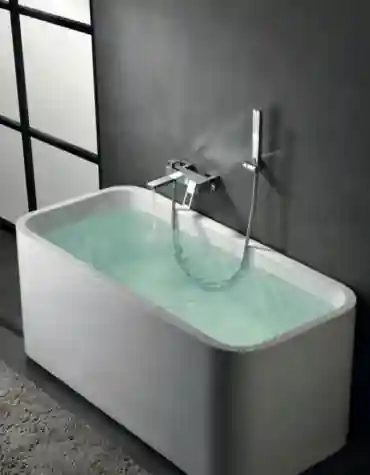 TORNEIRA BANHEIRA SUÉCIA