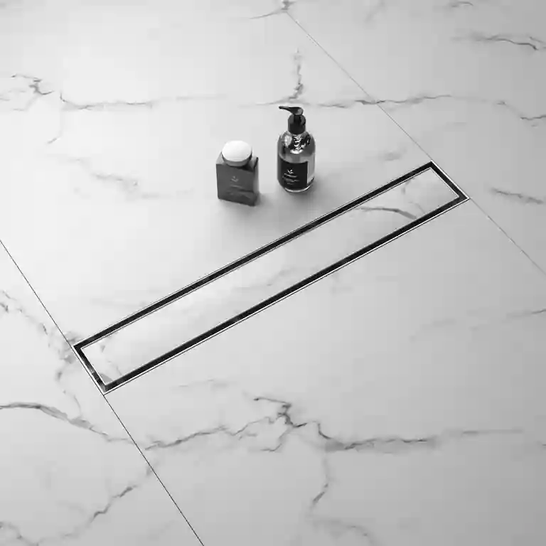 Ralo de duche para cerâmica com grelha reversível 1 Ralo de duche para cerâmica com grelha reversível inox polido, cartucho anti-odor e cesta de limpeza