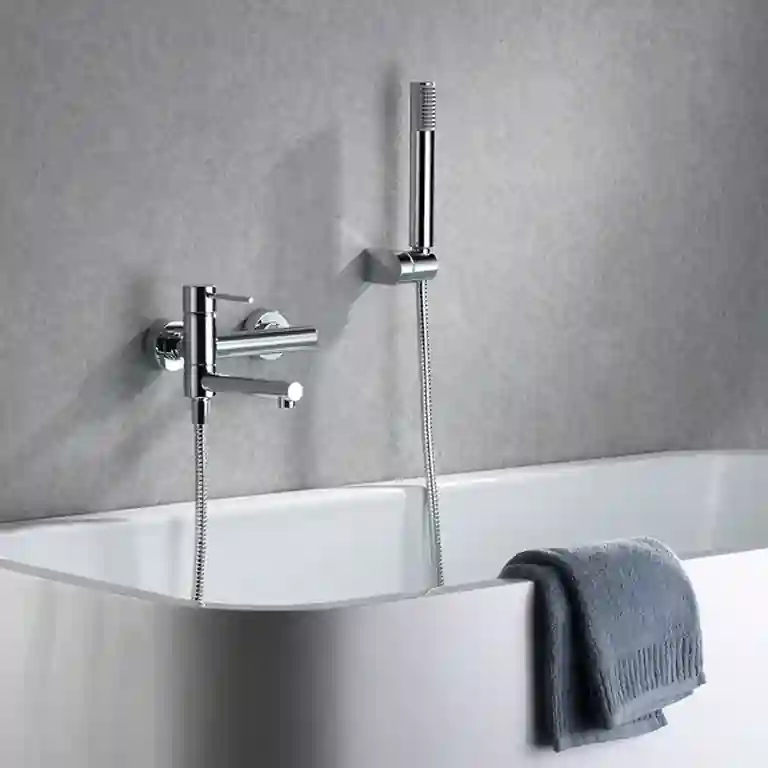 TORNEIRA BANHEIRA MILOS