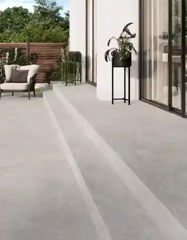 Degrau Cerâmico Ultra 33x120 – Simplicidade Contemporânea e Continuidade Visual