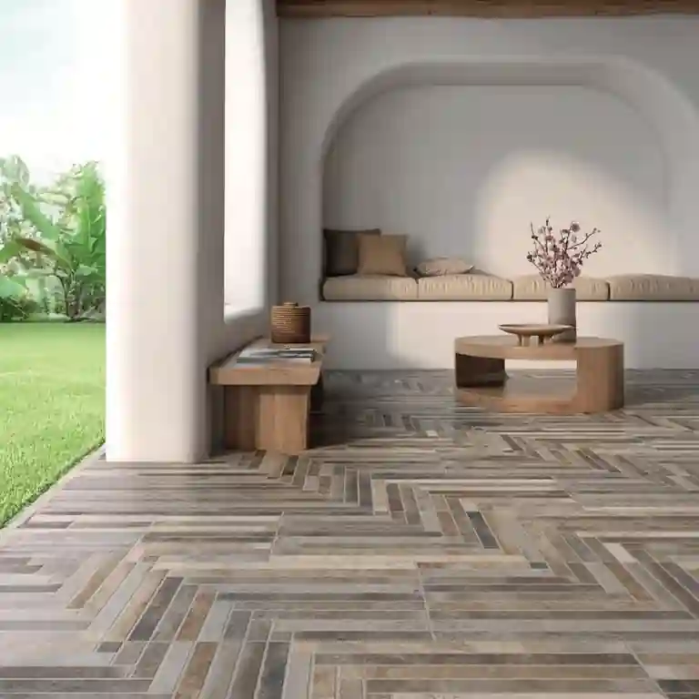 Varanda com pavimento cerâmico padrão Pia 40x60 em tom madeira com banco embutido